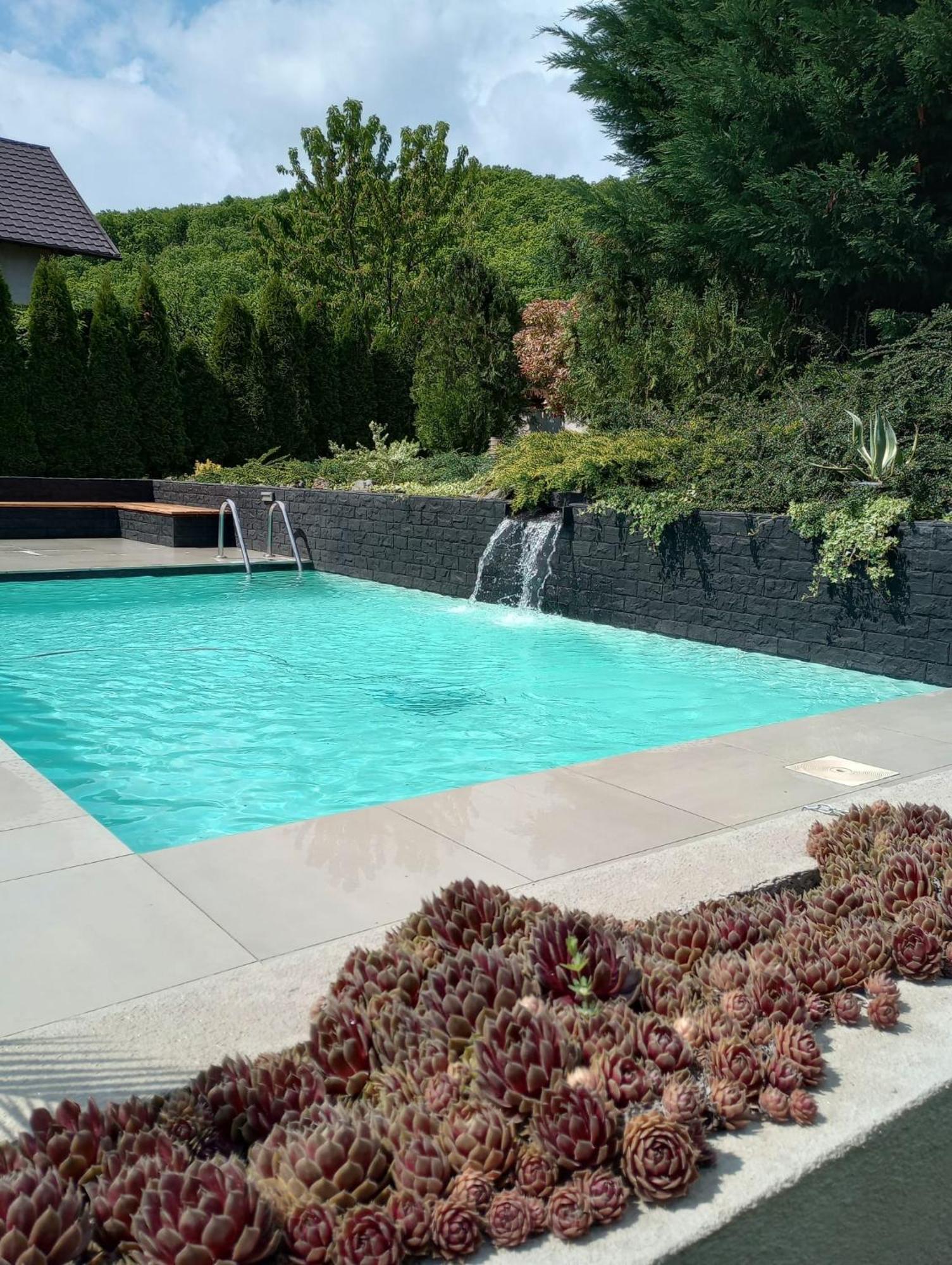 Vila Gosen Sard Exterior foto